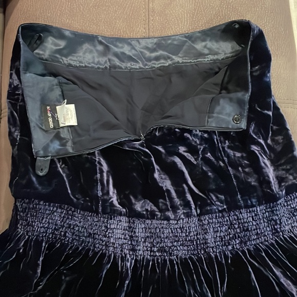 GIORGIO ARMANI Navy Blue Velvet Skirt Size 42 (European) (6 US) - Picture 6 of 7